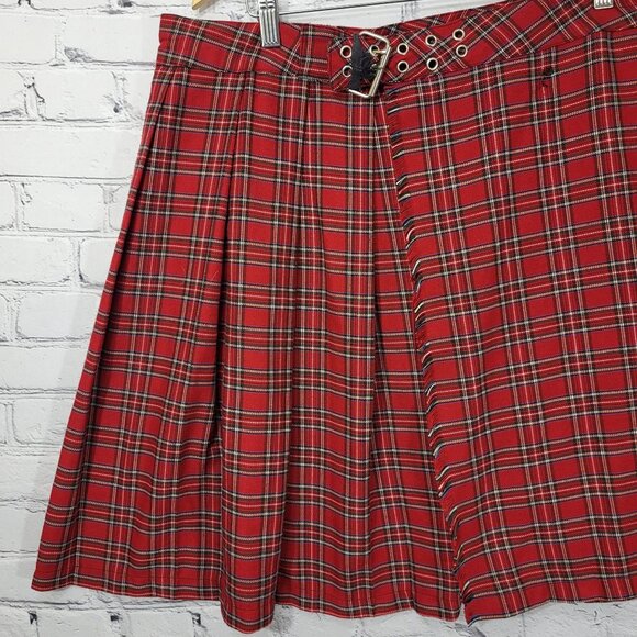 Vintage Y2K Lip Service Kilt Mens 36W 22L Red Tartan Plaid Goth Punk Flaw-Hole - Picture 2 of 11